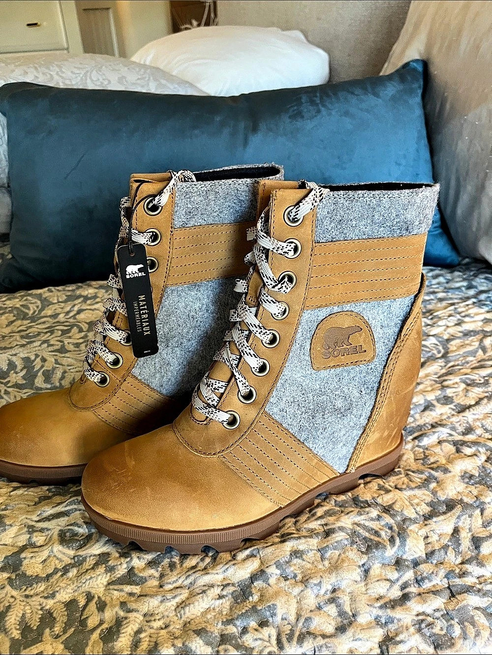 Sorel Out N About III City Sneaker Boot Lace-Up Boots in Brown & Gray US 9. New